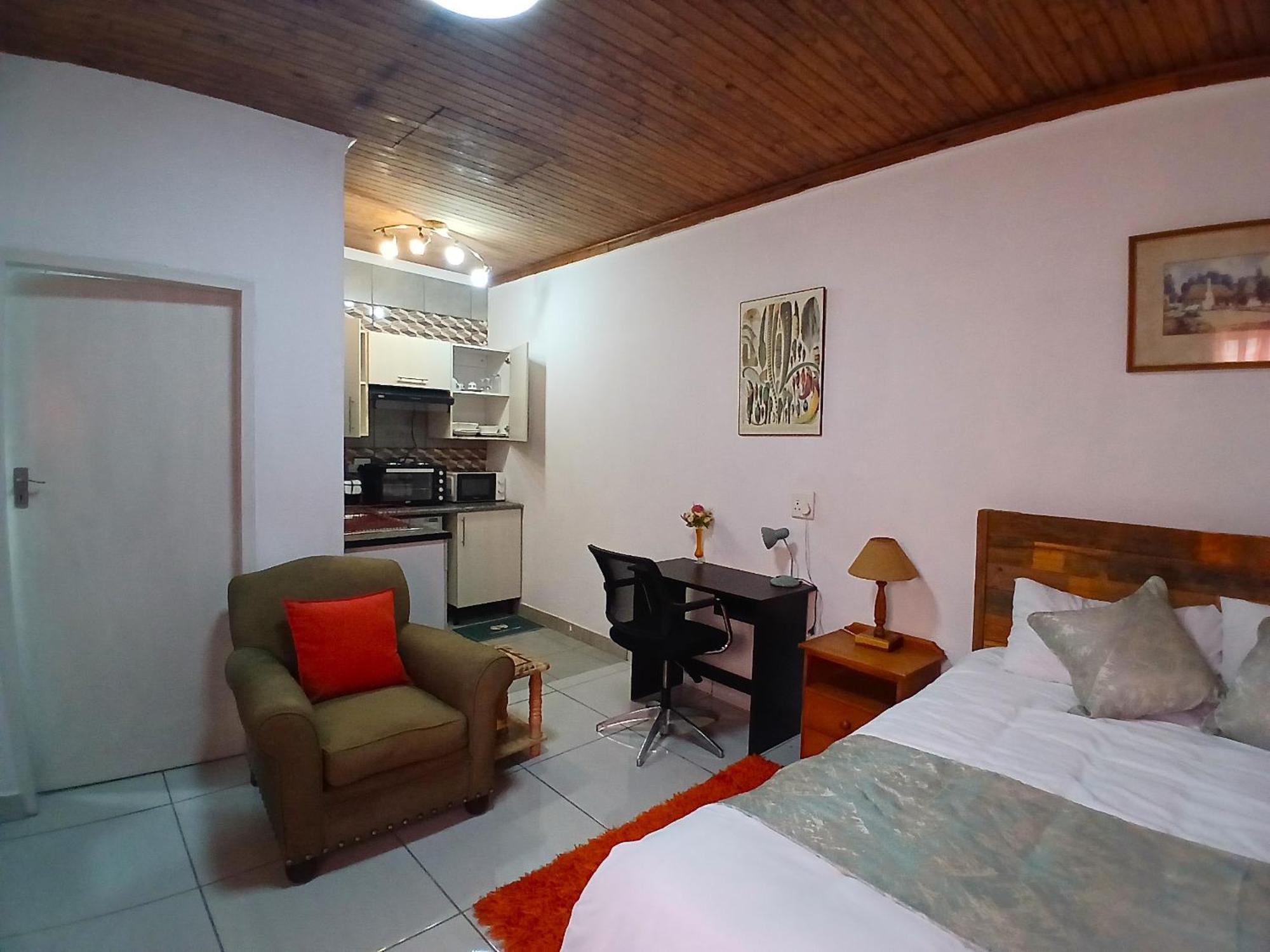 Millenium Homes Centurion Luaran gambar