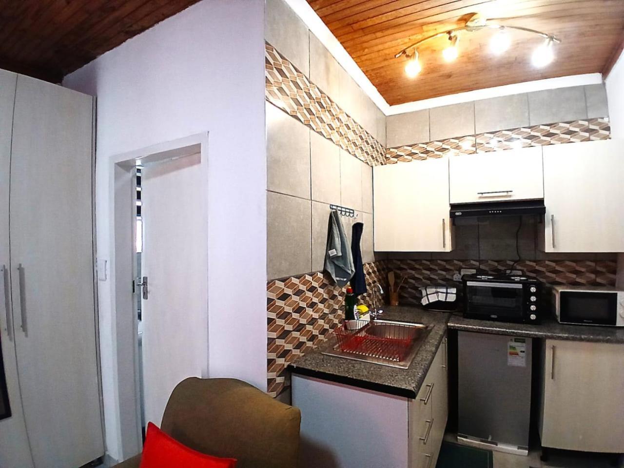 Millenium Homes Centurion Luaran gambar